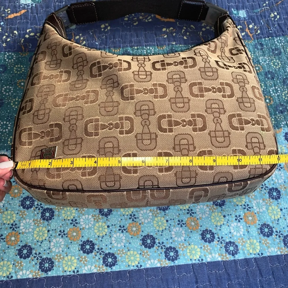 Gucci Handbag - Picture 11 of 15